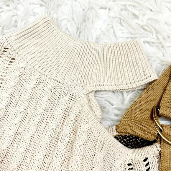 5/$50 EUC Andreé By Unit The Kendall Sweater Cold Shoulder Leopard Buckle Sz.S - Picture 5 of 9